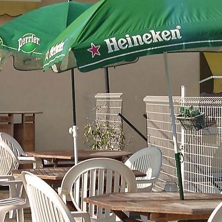 Hotel Le Neptune Soulac-sur-Mer Bagian luar foto