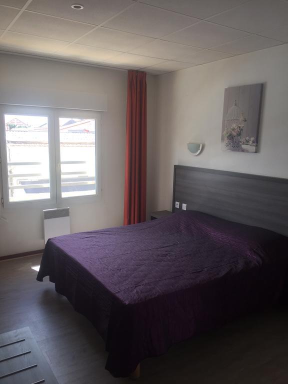 Hotel Le Neptune Soulac-sur-Mer Bagian luar foto